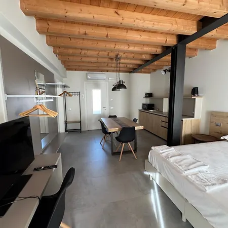 Hillside House Sant'andrea דירה ויטוריו ונטו