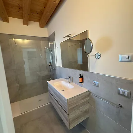 Hillside House Sant'andrea Apartment *