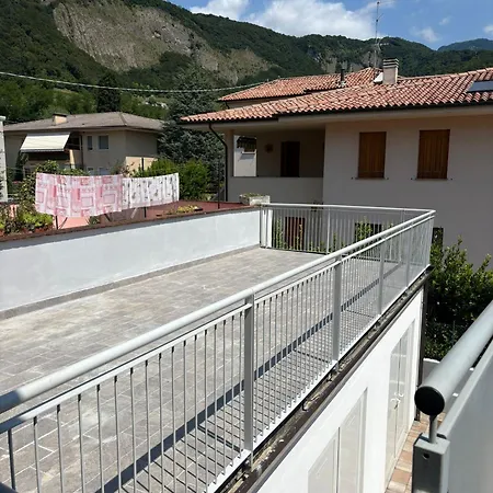 Hillside House Sant'andrea Διαμέρισμα *