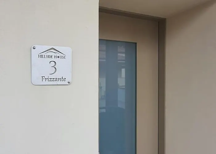Hillside House Sant'andrea Apartamento